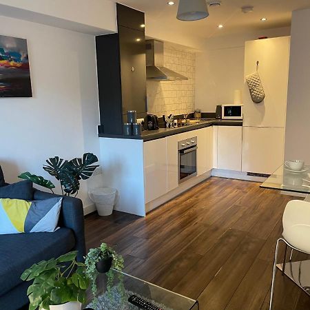 Modern Spacious 1 Bed Flat In Birmingham City Centre With Free Parking, Fast Free Wifi And Netflix Exterior foto